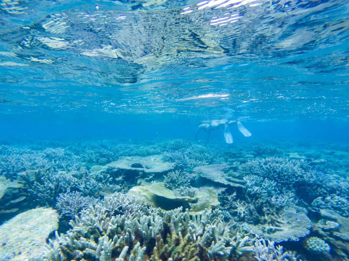 Ukulhas Beach Inn Bagian luar foto