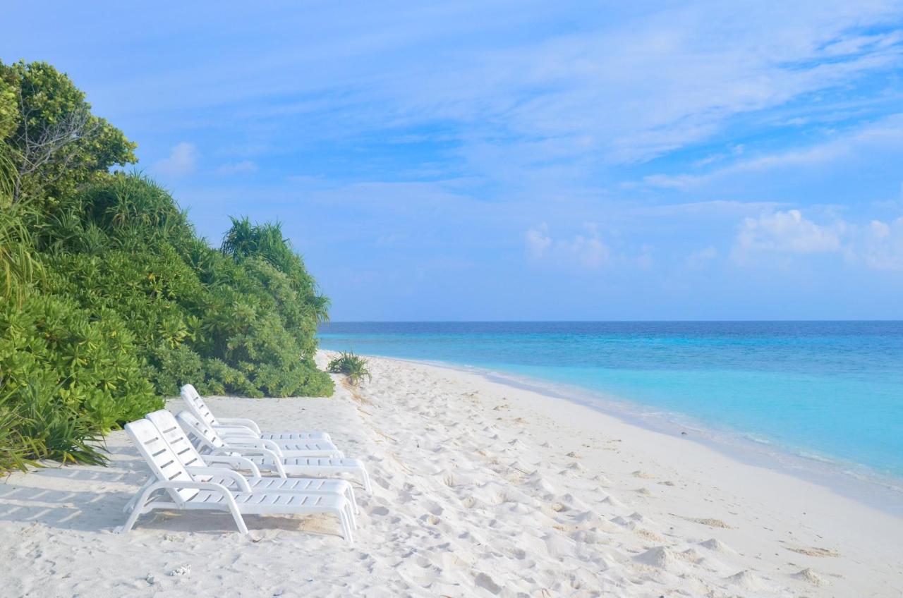 Ukulhas Beach Inn Bagian luar foto